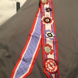 Henri Bendel skinny scarf